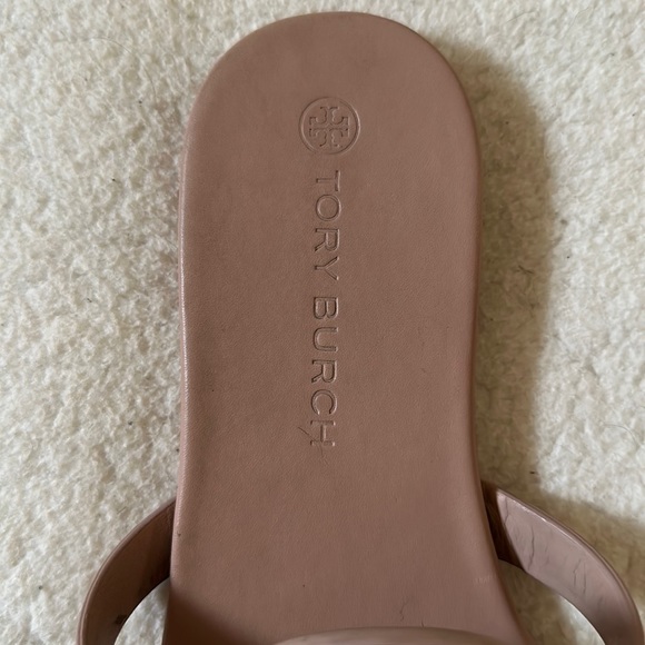 Tory Burch | Soft Miller Logo Tan Leather Sandal Size 9 - Picture 2 of 12